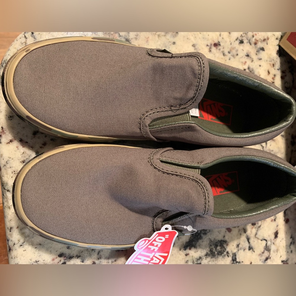 Kids camo Vans